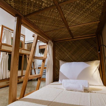 Las Palmas Villas And Casitas Siargao Генерал-Луна Номер фото