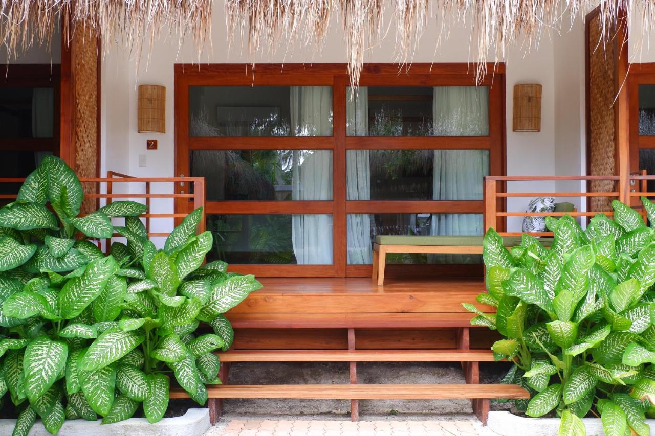 Las Palmas Villas And Casitas Siargao Генерал-Луна Экстерьер фото