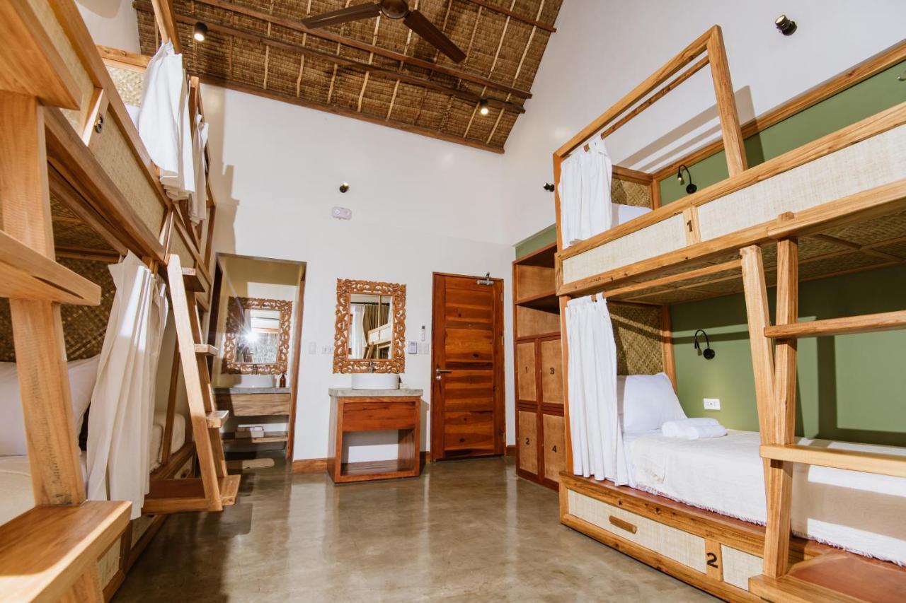 Las Palmas Villas And Casitas Siargao Генерал-Луна Экстерьер фото