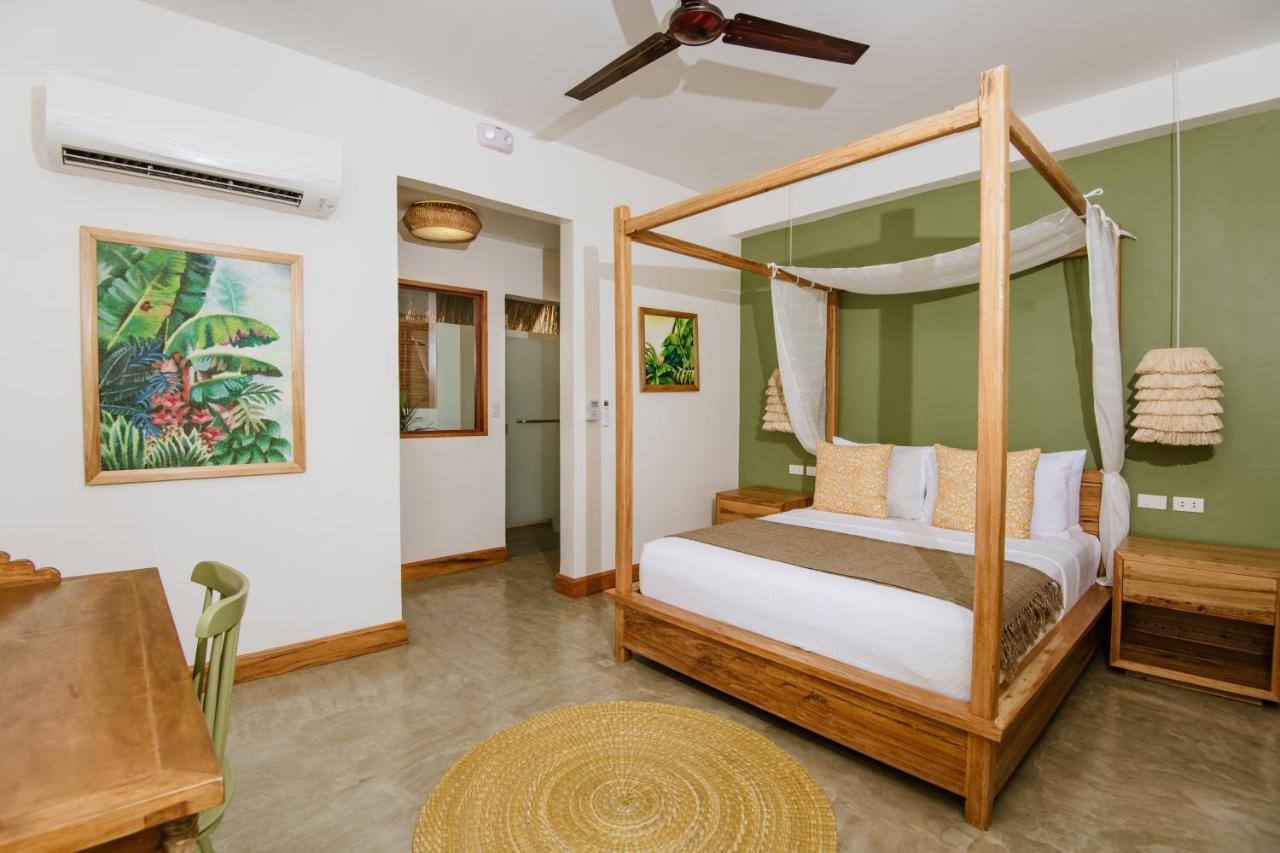 Las Palmas Villas And Casitas Siargao Генерал-Луна Экстерьер фото