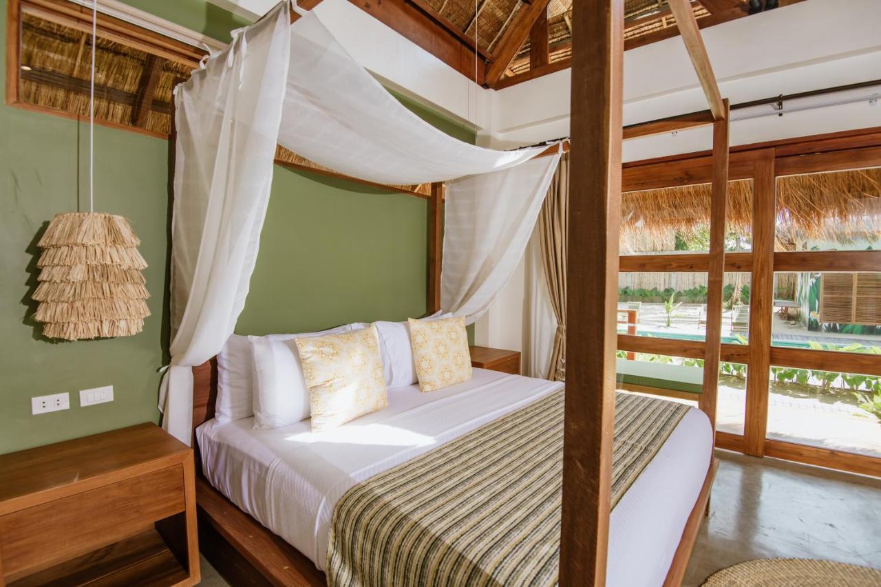 Las Palmas Villas And Casitas Siargao Генерал-Луна Экстерьер фото